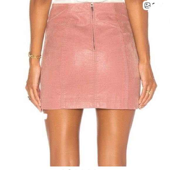 Free People Modern Femme vegan suede mini skirt in rose - Picture 2 of 10